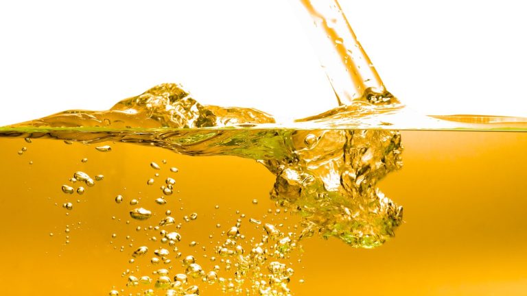 What Professionals Recommend as the Top Oil Choices for Doughnut Frying Today