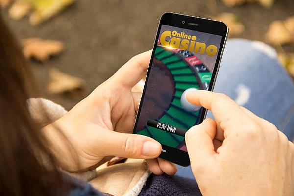 Understanding Live Gaming on chơi casino trực tuyến trên điện thoại Platforms