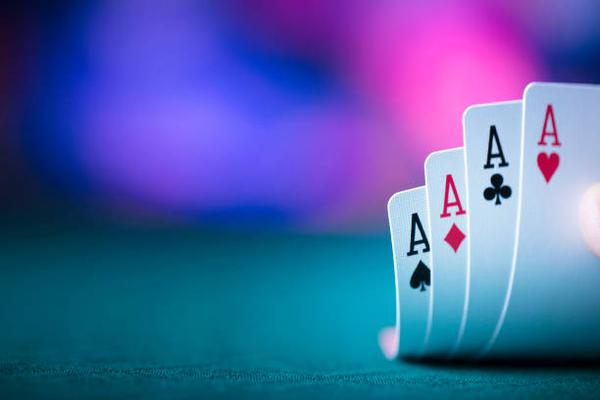 Comparing Betting Platforms Through เว็บบอลออนไลน์ แทงบอล พนันบอล
