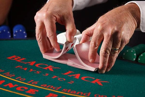 What Makes online casinos Singapore Easy to Navigate